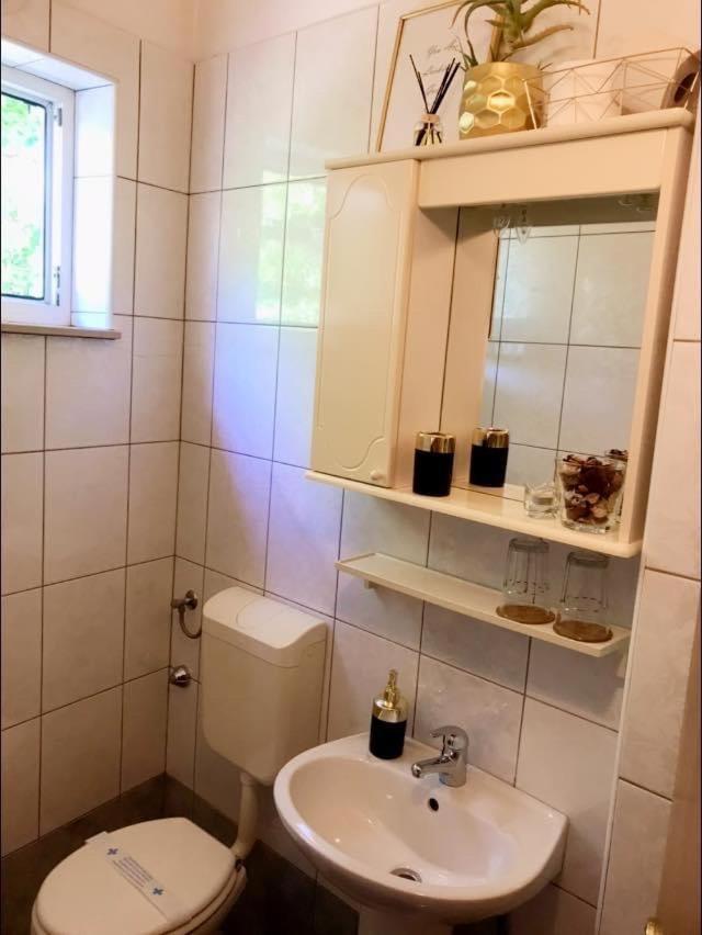 Hotel Sanmari Novi Vinodolski Zewnętrze zdjęcie